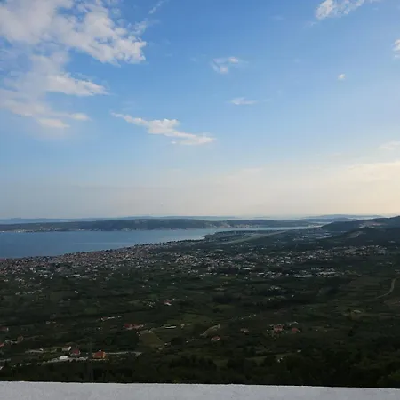 High Hill Kaštel Stari