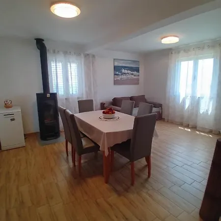 Apartament High Hill Kaštel Stari