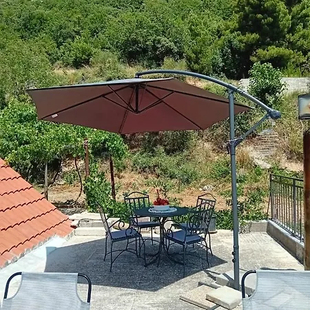 High Hill Apartament *
